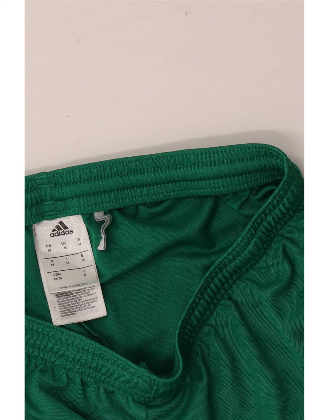 Ανδρικό αθλητικό σορτς Adidas Climalite από μεσαίο πράσινο πολυεστέρα