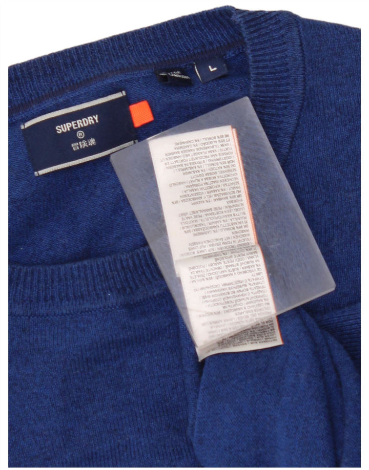 Ανδρικό πουλόβερ με λαιμόκοψη SUPERDRY Μεγάλο μπλε βαμβακερό