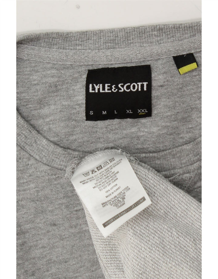 LYLE & SCOTT Ανδρικό πουλόβερ με λαιμόκοψη 2XL γκρι βαμβακερό