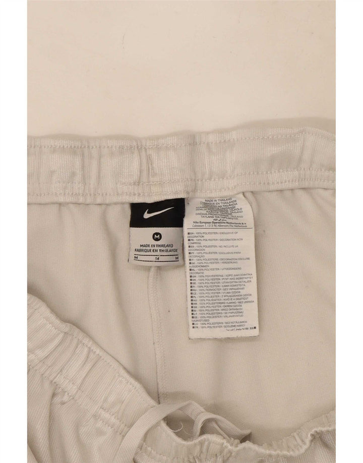 Ανδρικό αθλητικό σορτς Nike Dri Fit από μεσαίο γκρι πολυεστέρα