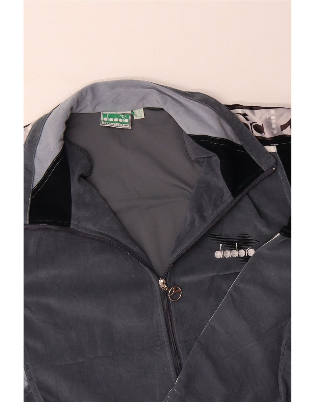 DIADORA Ανδρική φόρμα με γραφικό βελούδο Top Jacket UK 46 XL Grey Colourblock