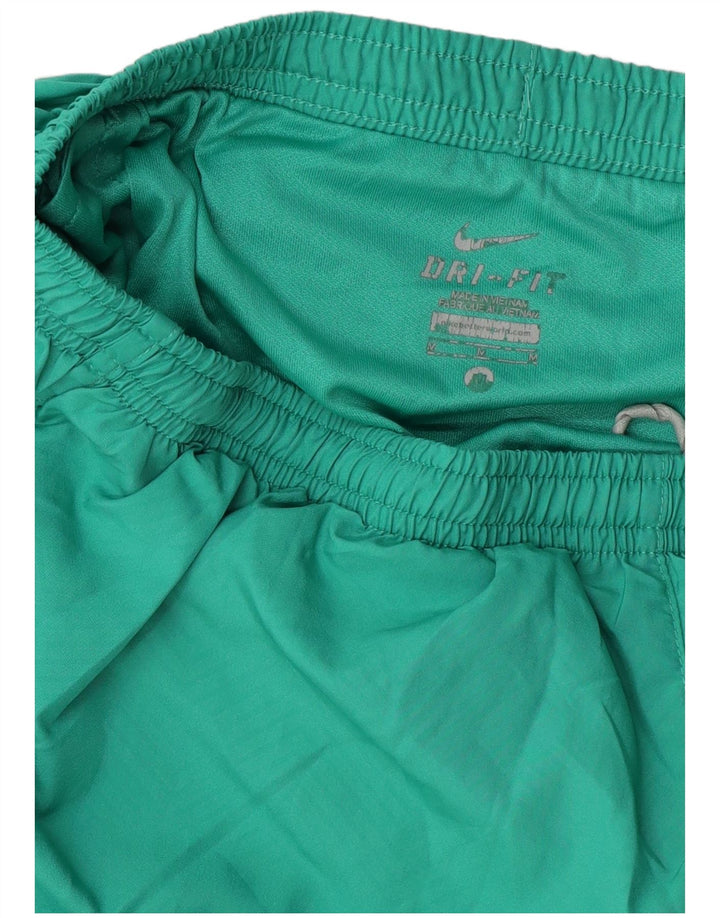 Γυναικείο αθλητικό σορτς Nike Dri Fit UK 12 Μεσαίο πράσινο