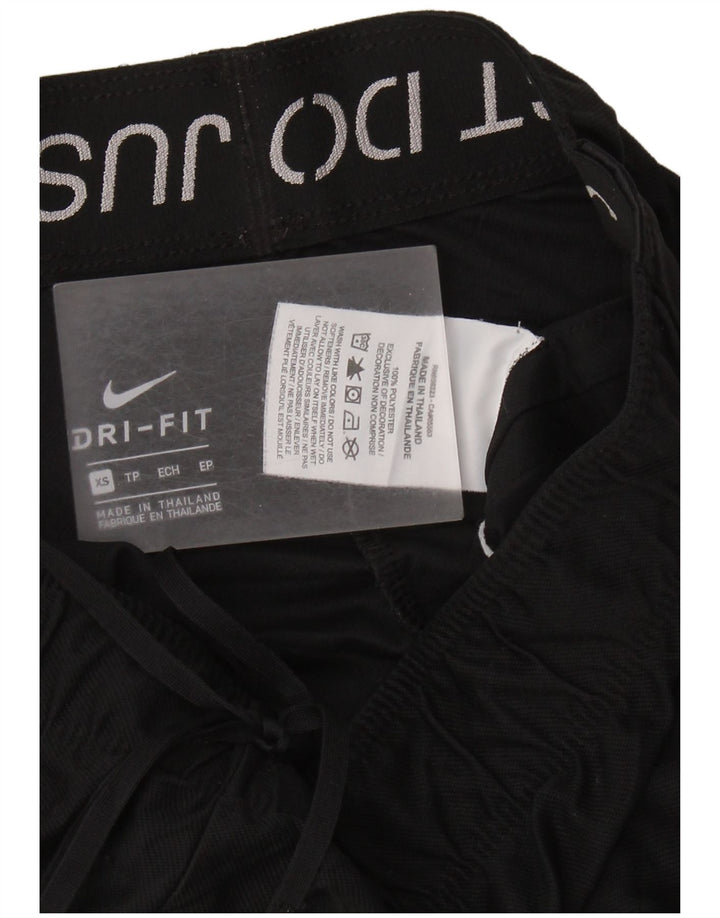 Γυναικείο αθλητικό σορτς NIKE Dri Fit UK 6 XS μαύρο πολυεστέρα