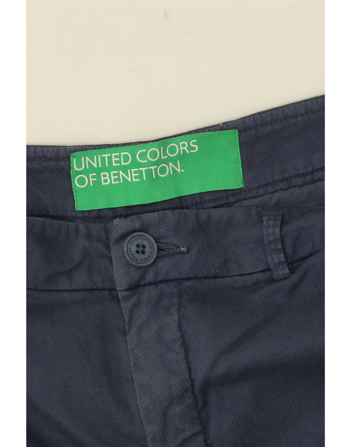 Γυναικείο σορτς Chino της Benetton W30 μεσαίο μπλε ναυτικό