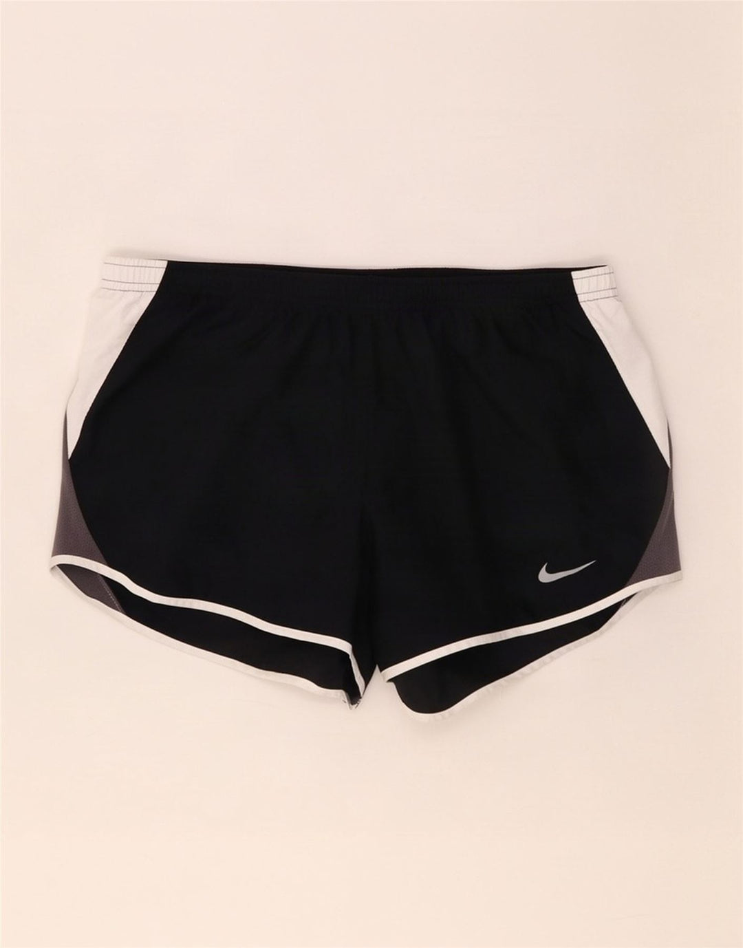 Γυναικείο αθλητικό σορτς Nike Dri Fit UK 14 μεσαίου μαύρου πολυεστέρα