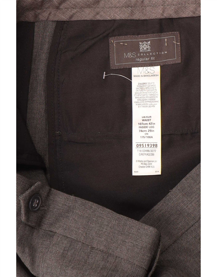 Marks & Spencer Ανδρικό παντελόνι με κανονική εφαρμογή W42 L29 Γκρι πολυεστέρας