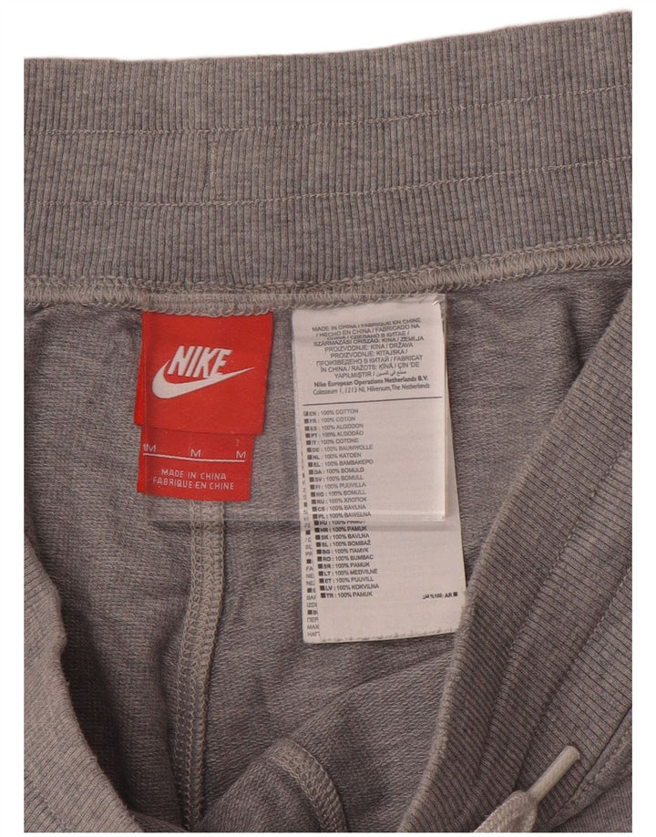 Ανδρικό γραφικό αθλητικό σορτς Nike από μεσαίο γκρι βαμβακερό