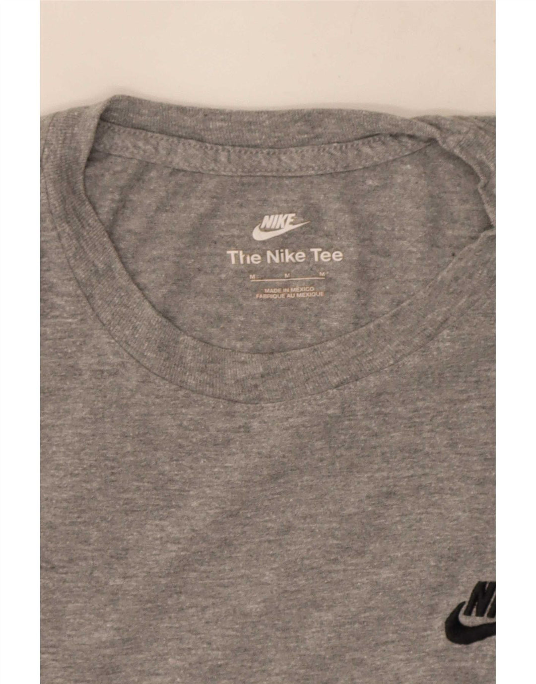 Ανδρικό μπλουζάκι Nike τοπ με μεσαίο γκρι χρώμα