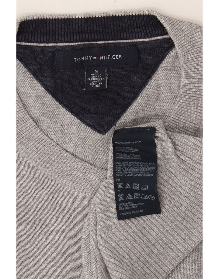 TOMMY HILFIGER Mens V-Neck Jumper Sweater Medium Grey Cotton Vintage Tommy Hilfiger and Second-Hand Tommy Hilfiger from Messina Hembry 