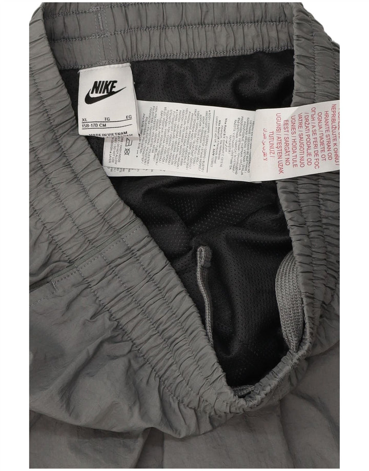 Nike Boys Tracksuit Trousers Joggers 13-14 Years XL Grey Polyester