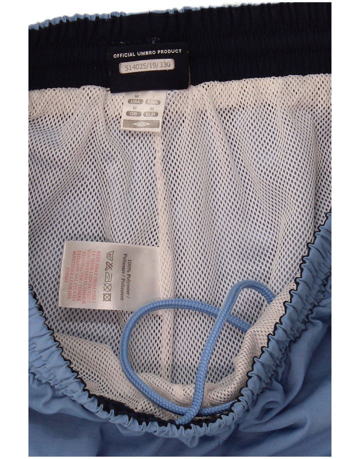 Ανδρικό γραφικό αθλητικό σορτς Umbro με μεσαίο μπλε πολυεστέρα