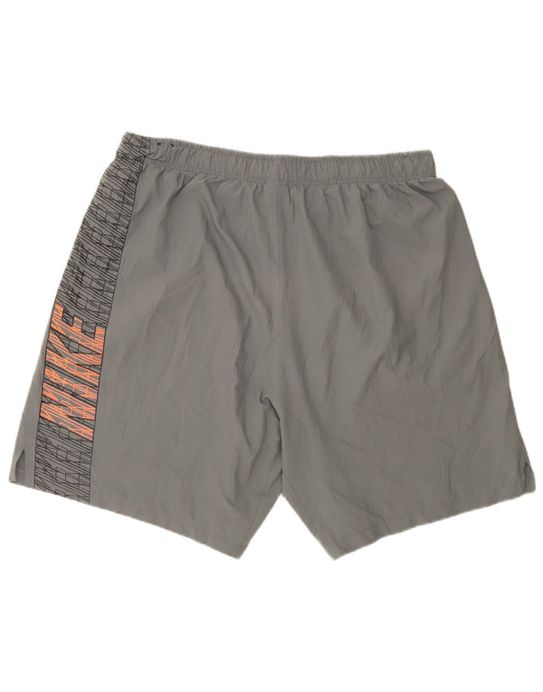 Γραφικό αθλητικό σορτς Nike ανδρικό Dri Fit 2XL γκρι ριγέ πολυεστέρα