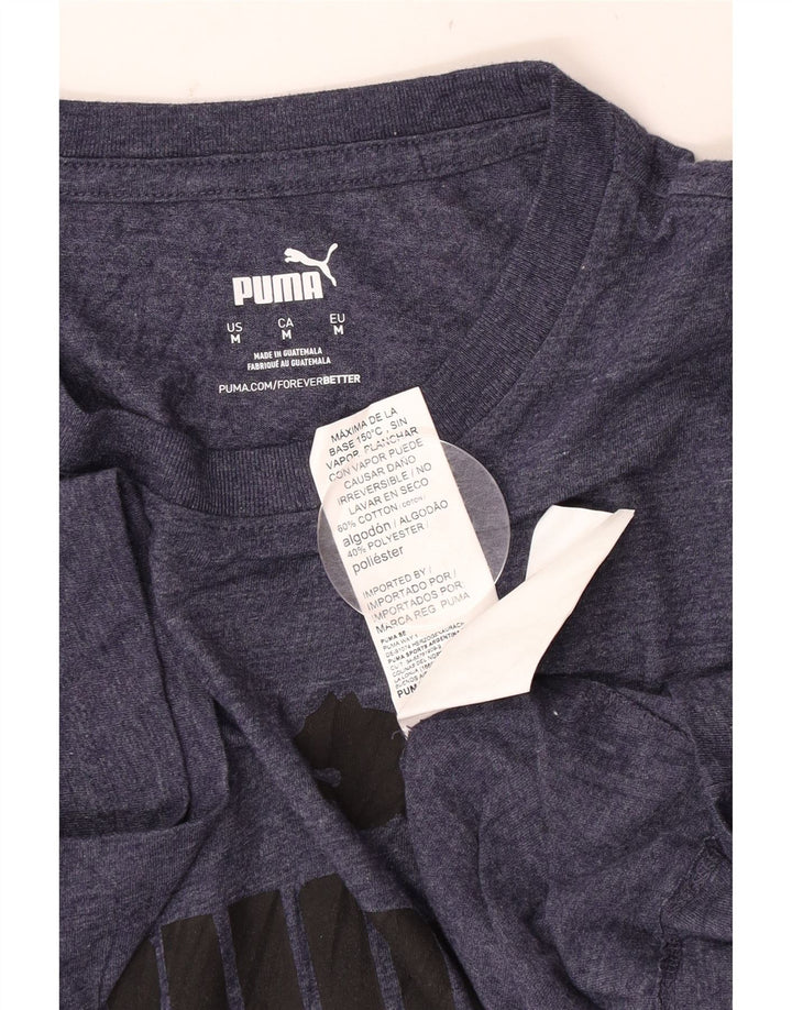 Ανδρικό γραφικό μπλουζάκι Puma Top από βαμβακερό μεσαίο μπλε ναυτικό
