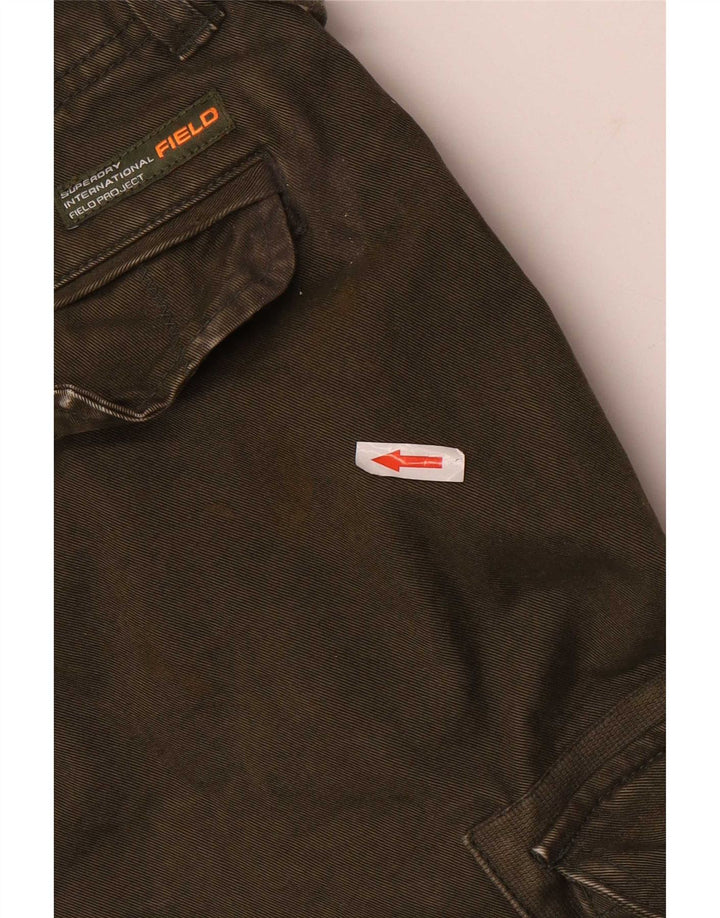Ανδρικό σορτς Cargo Superdry W32 από μεσαίο χακί βαμβακερό