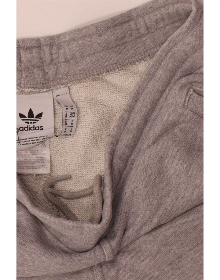 Ανδρικό αθλητικό σορτς Adidas από μεσαίο γκρι βαμβακερό