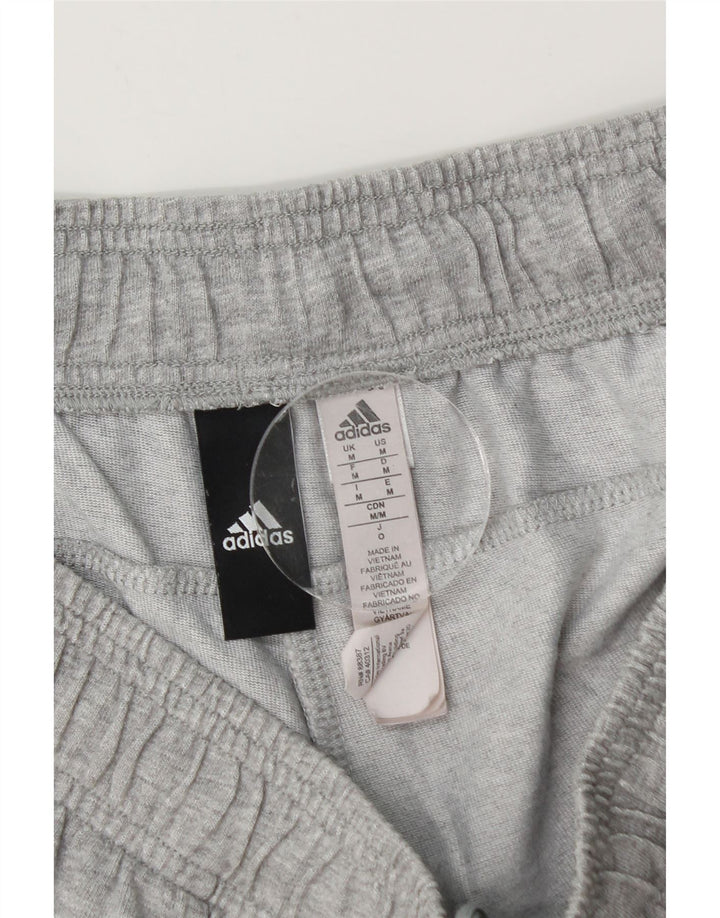 Ανδρικό αθλητικό σορτς Adidas από μεσαίο γκρι βαμβακερό