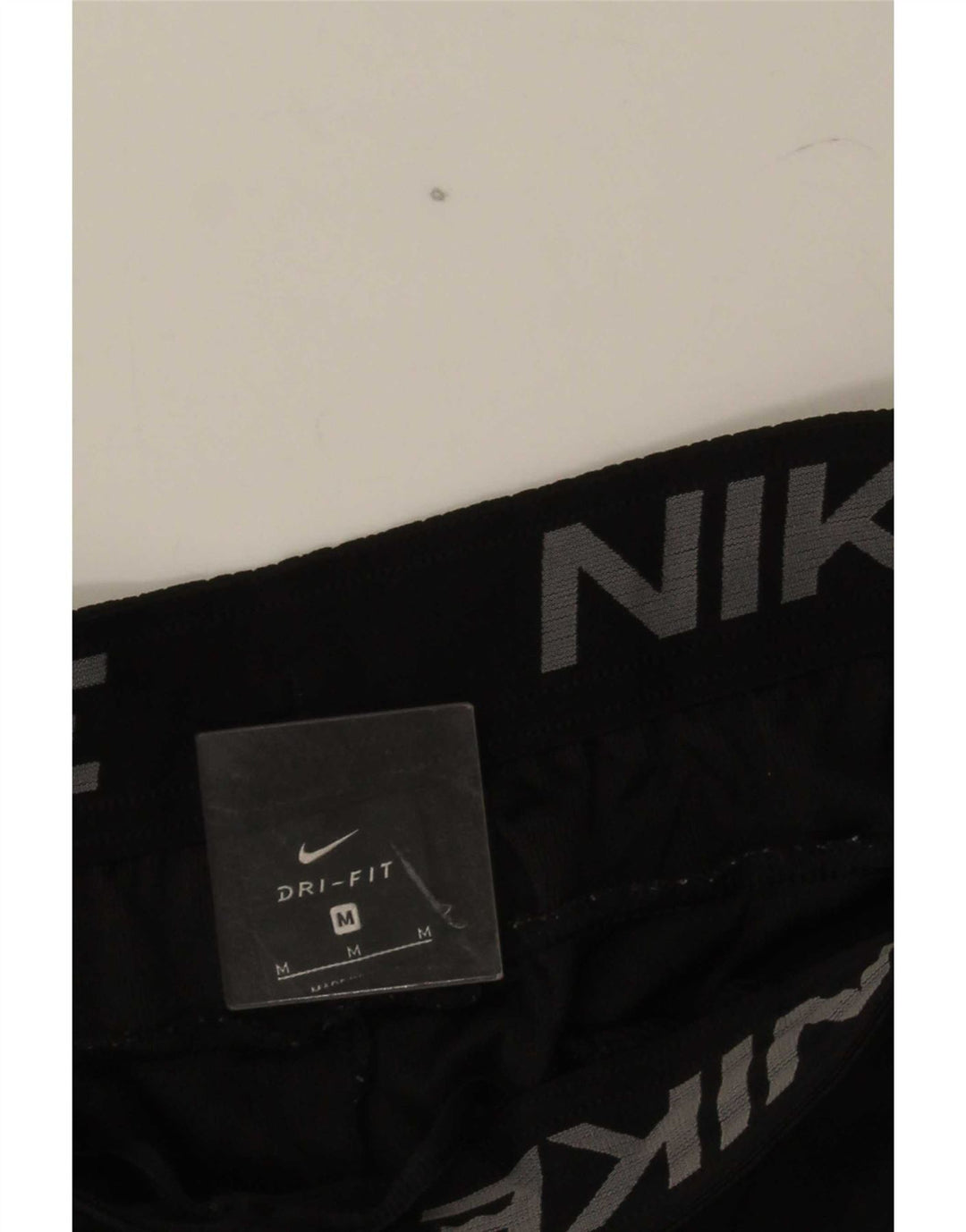 Ανδρικά σορτς Nike Dri Fit, μεσαίου μαύρου χρώματος