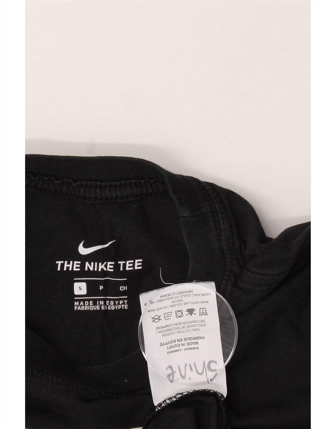 NIKE Mens Graphic T-Shirt Top Small Black Cotton Vintage Nike and Second-Hand Nike from Messina Hembry 