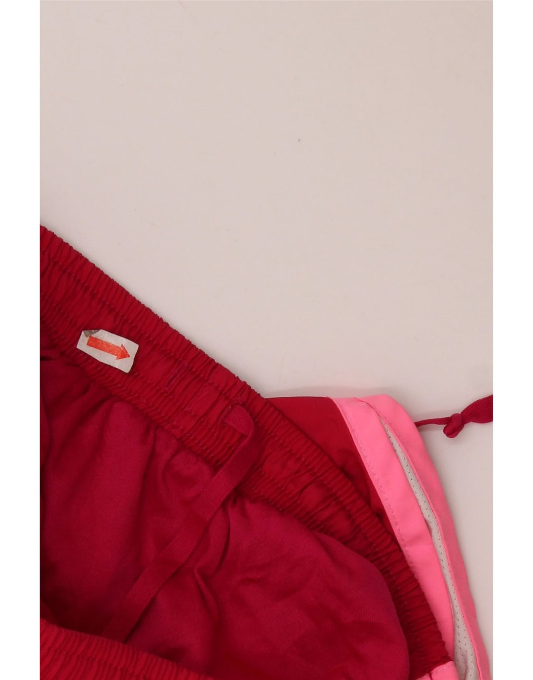 Γυναικείο αθλητικό σορτς NIKE Dri Fit UK 10 Small Red Colorblock Πολυεστέρας