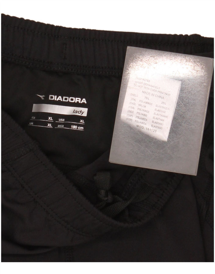 Diadora Γυναικείο Αθλητικό Σορτς UK 18 XL Μαύρο Πολυαμίδιο