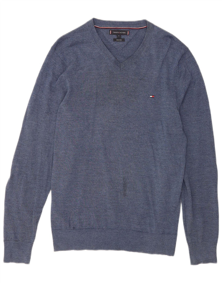 Ανδρικό πουλόβερ Tommy Hilfiger με V λαιμόκοψη, μεσαίο μπλε μαλλί μερινό