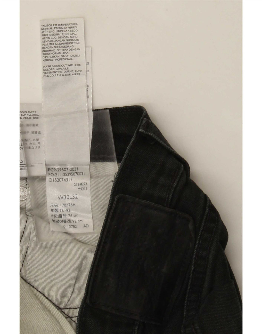 Ανδρικό τζιν Levi's Slim W30 L32 Μαύρο βαμβακερό