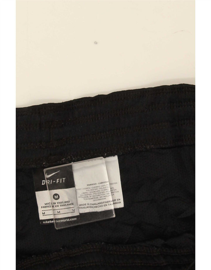 Ανδρικό αθλητικό σορτς Nike Dri Fit από μεσαίο μαύρο πολυεστέρα