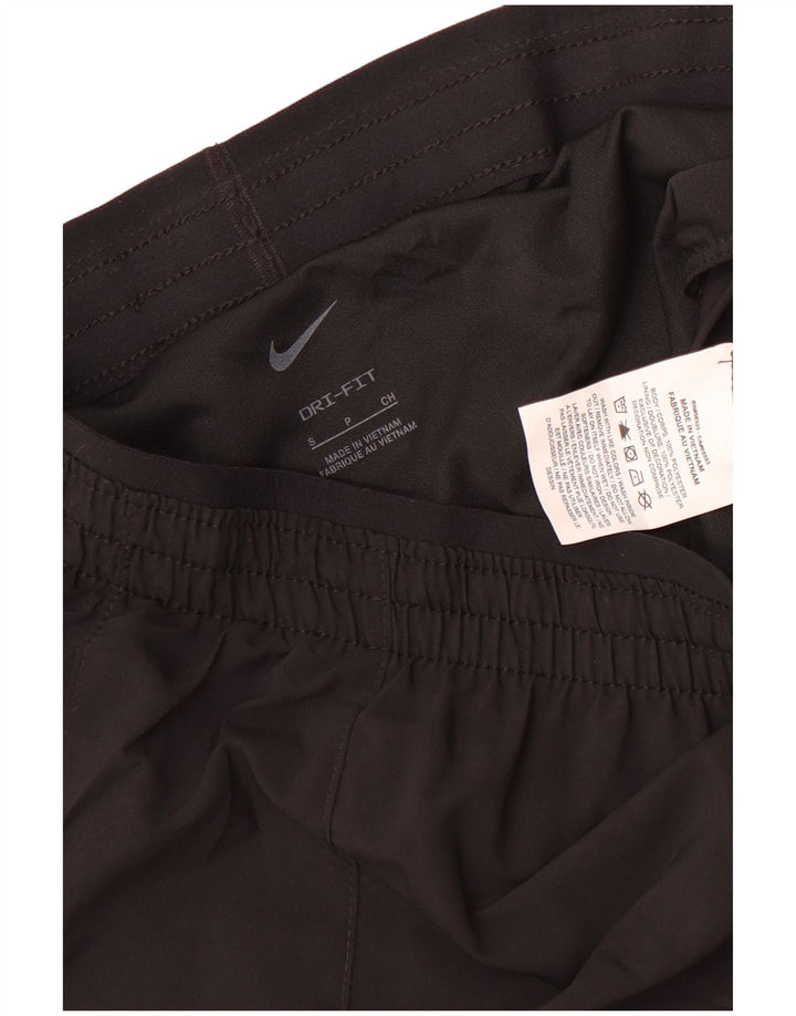 Γυναικείο αθλητικό σορτς Nike Dri Fit UK 10 Μικρό μαύρο πολυεστέρα