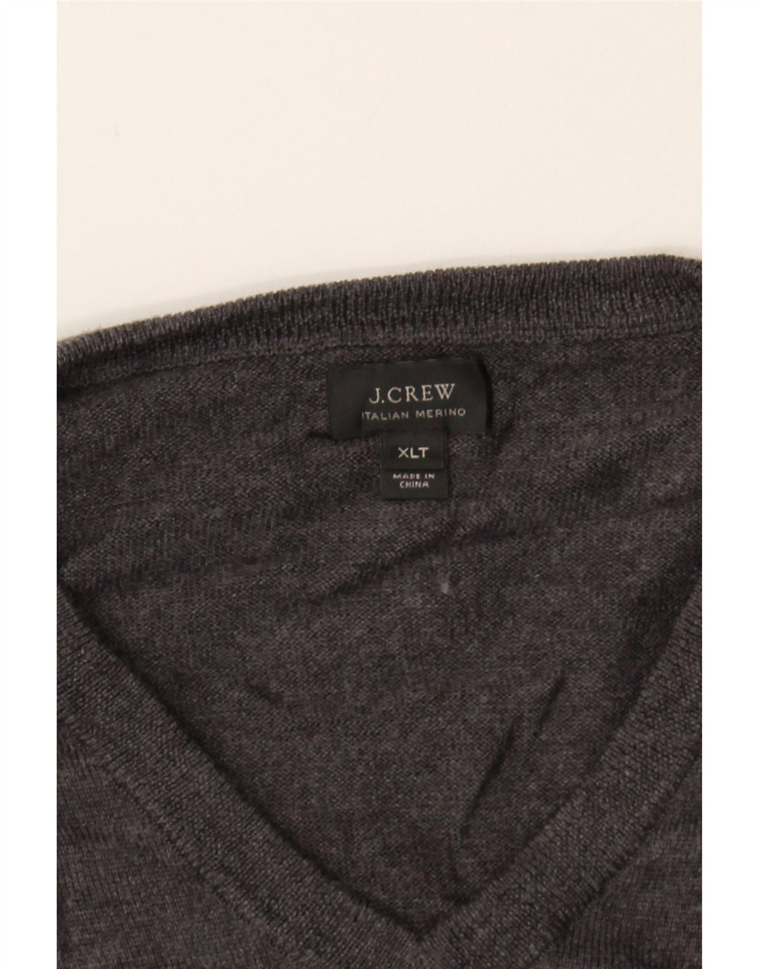 J. CREW Mens V-Neck Jumper Sweater XL Grey Merino Wool Vintage J. Crew and Second-Hand J. Crew from Messina Hembry 