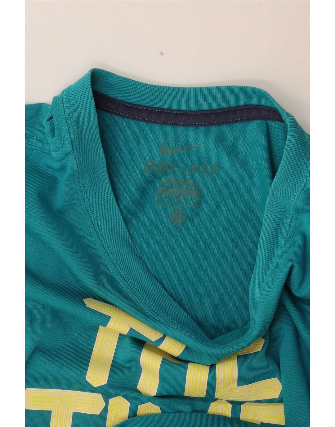 Ανδρικό μπλουζάκι Nike με γραφικό Dri Fit, μεσαίο τιρκουάζ