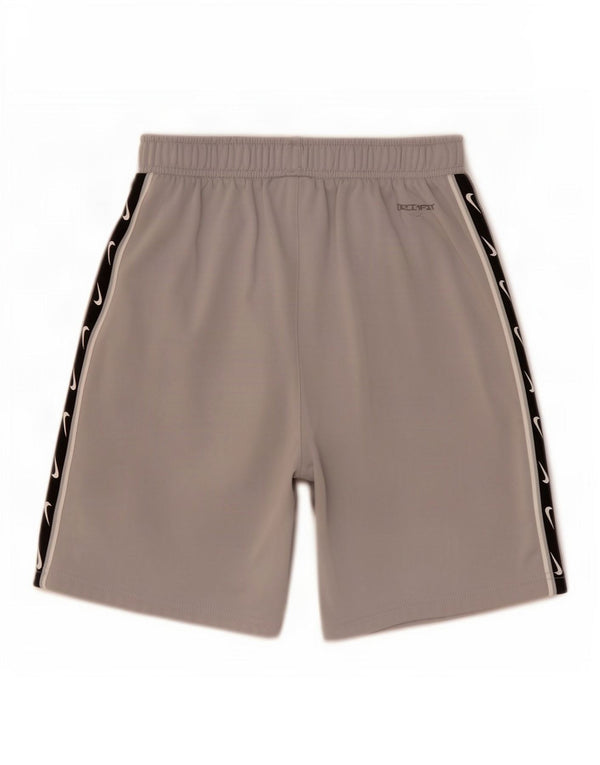 Γραφικό αθλητικό σορτς Nike Boys Dri Fit 12-13 ετών Μεγάλο γκρι χρώμα