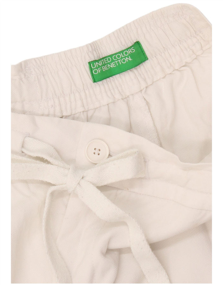 Γυναικείο σορτς Chino Benetton W28 σε μεσαίο λευκό