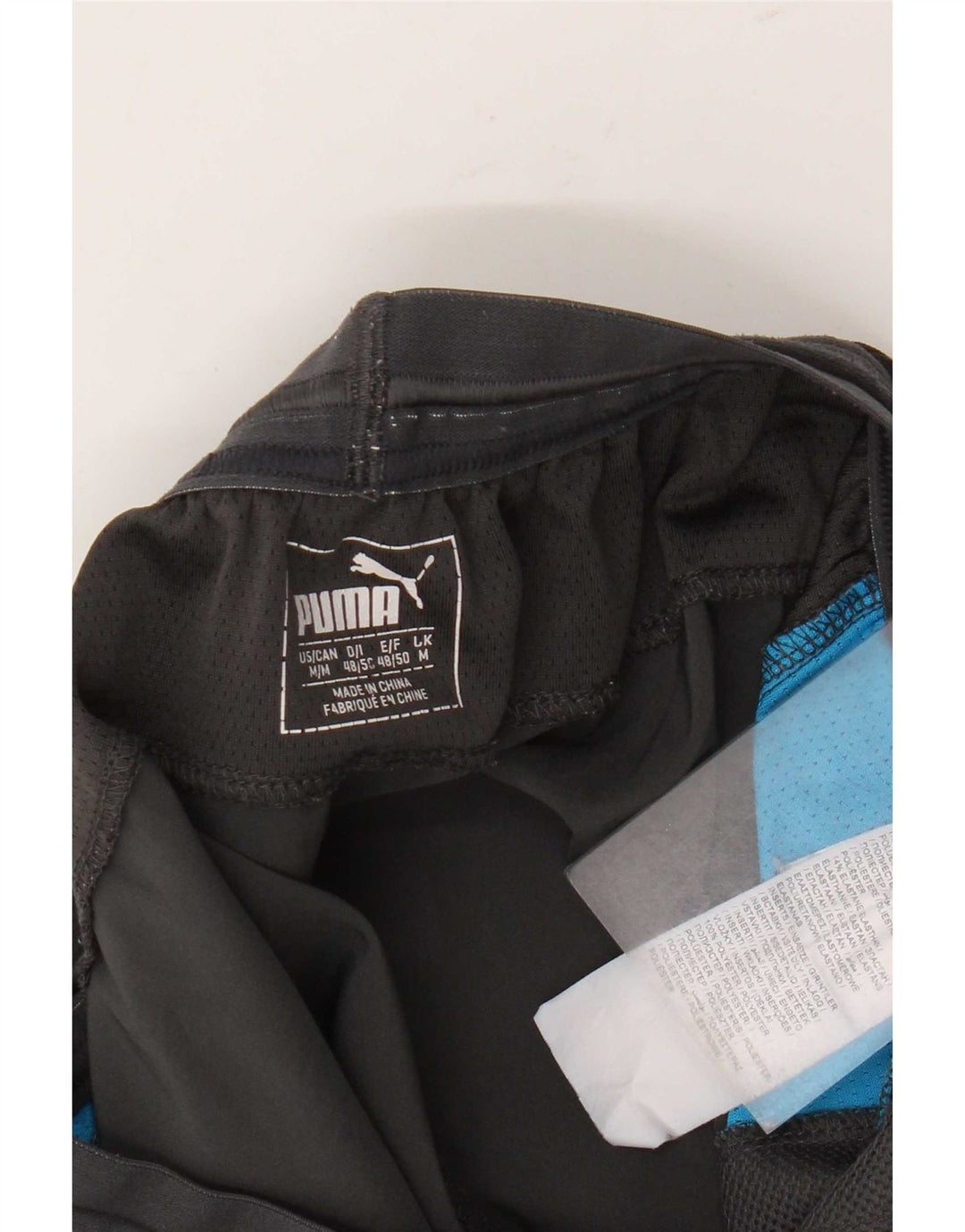 Ανδρικό αθλητικό σορτς Puma με μεσαίο γκρι χρώμα και πολυεστέρα