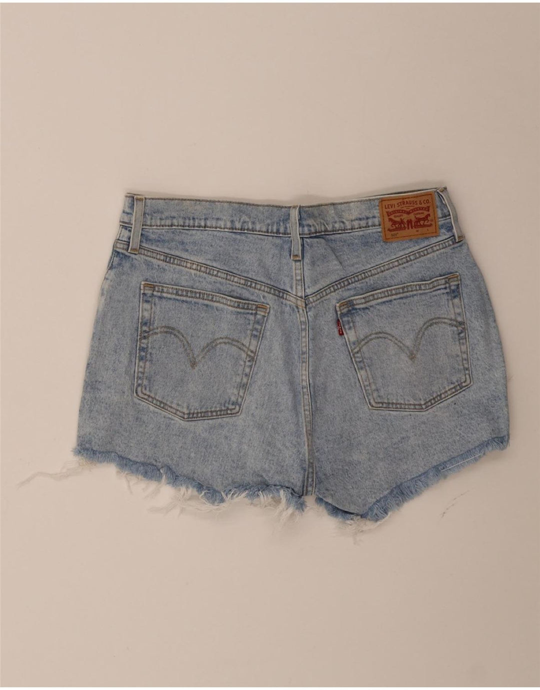 LEVI'S Womens Distressed Denim Shorts W32 Large Blue Cotton Vintage Levi's and Second-Hand Levi's from Messina Hembry 