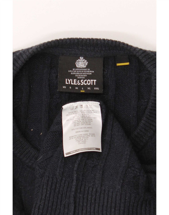 Ανδρικό πουλόβερ με λαιμόκοψη Lyle & Scott Μεγάλο μπλε βαμβακερό
