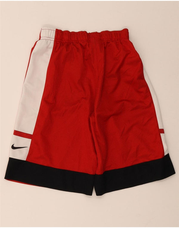 Ανδρικό αθλητικό σορτς Nike με μεσαίο κόκκινο χρώμα από πολυεστέρα