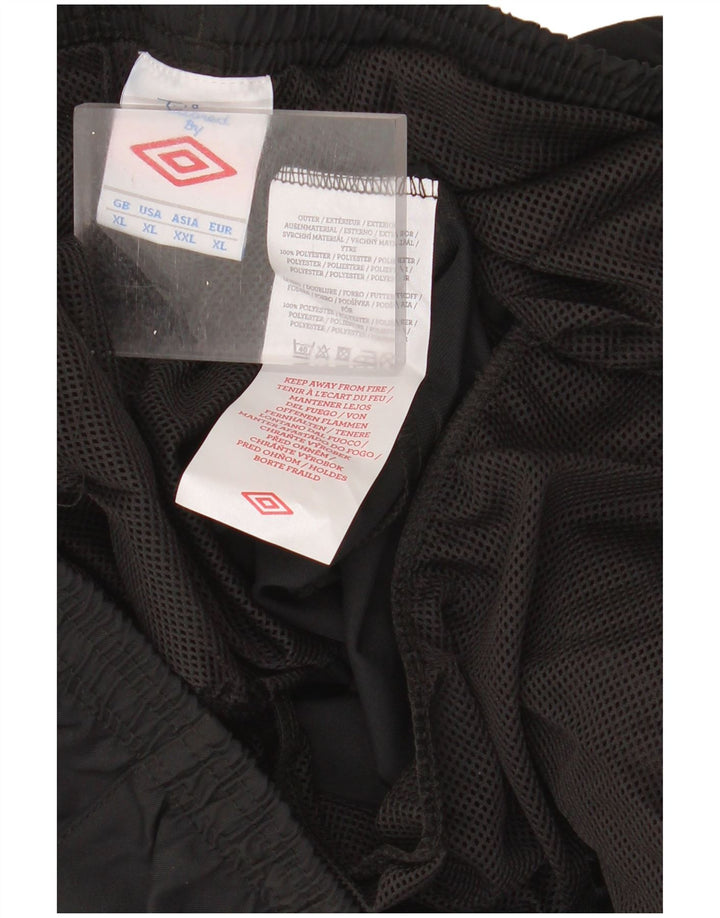 Ανδρικό αθλητικό σορτς Umbro XL μαύρο πολυεστέρα
