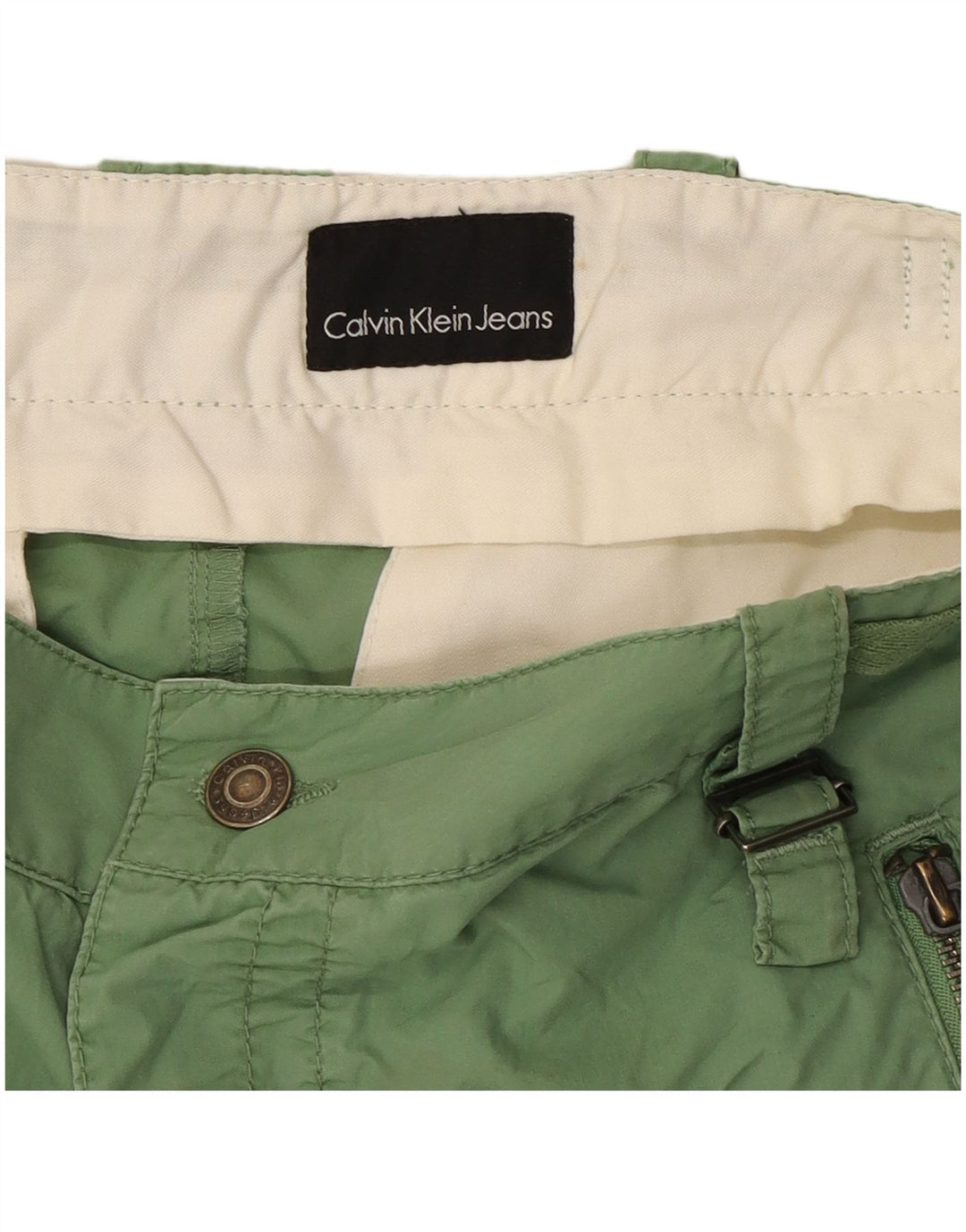 Calvin Klein Jeans Γυναικείο σορτς Cargo W32 Μεσαίο πράσινο