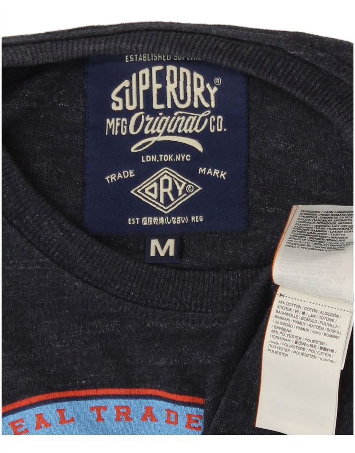 Ανδρικό γραφικό μπλουζάκι Superdry Top από μεσαίο μπλε ναυτικό βαμβακερό