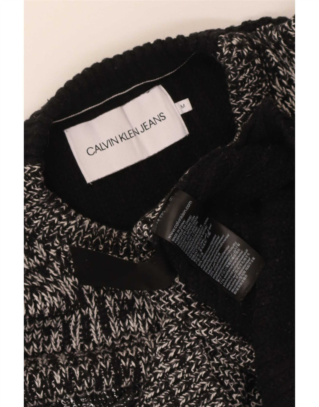 Calvin Klein Jeans Ανδρικό πουλόβερ με λαιμόκοψη μεσαίου γκρι