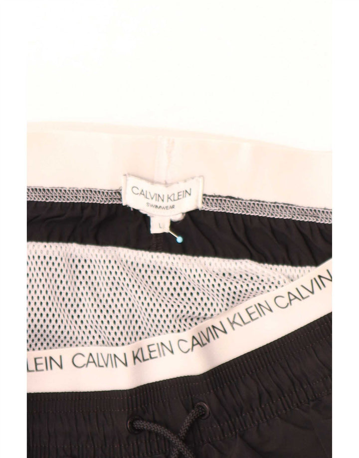 Γραφικό ανδρικό σορτς κολύμβησης Calvin Klein, μεγάλο μαύρο χρώμα