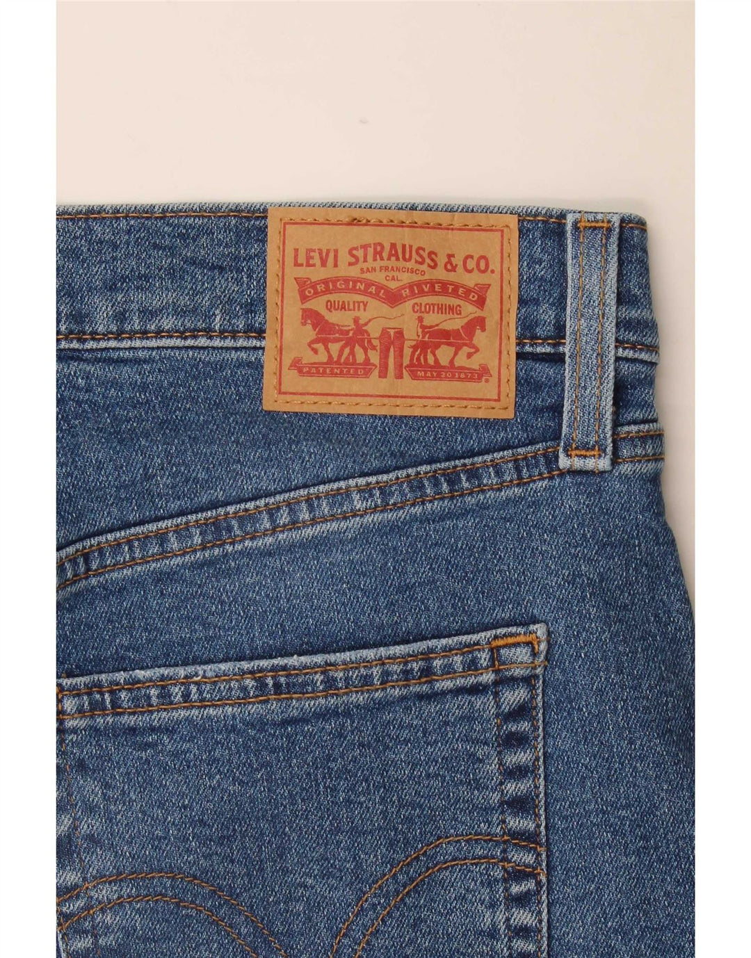 Γυναικείο ψηλό κωνικό τζιν Levi's W32 L29 μπλε