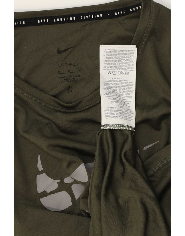 Ανδρικό γραφικό μπλουζάκι για τρέξιμο Nike Top Sports από μεσαίο πράσινο πολυεστέρα