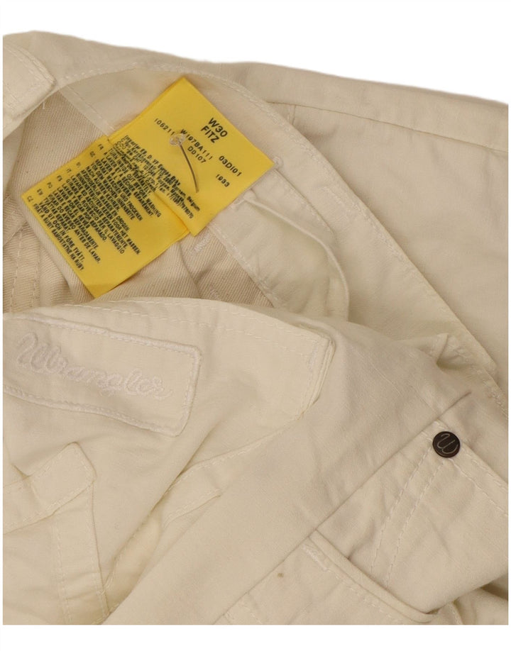 Ανδρικό σορτς Wrangler Fitz Cargo W30 Μεσαίο λευκό βαμβακερό
