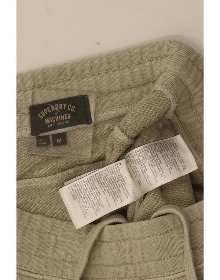 Ανδρικό αθλητικό σορτς Superdry Cargo από μεσαίο χακί βαμβακερό