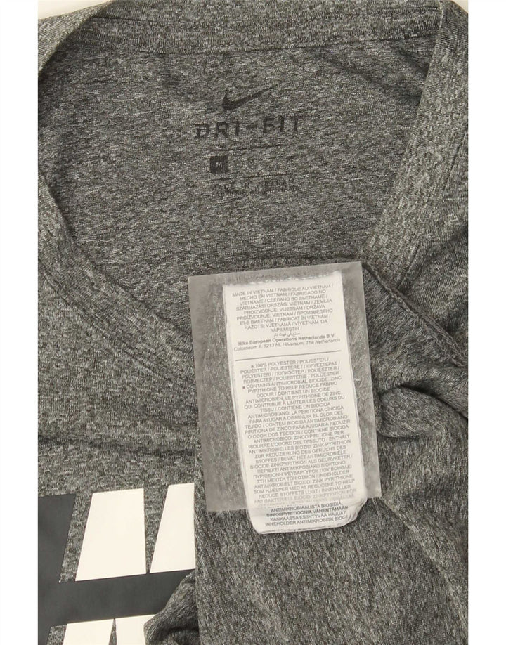 Ανδρικό γραφικό μπλουζάκι Nike Dri Fit Τοπ μεσαίου γκρι πολυεστέρας