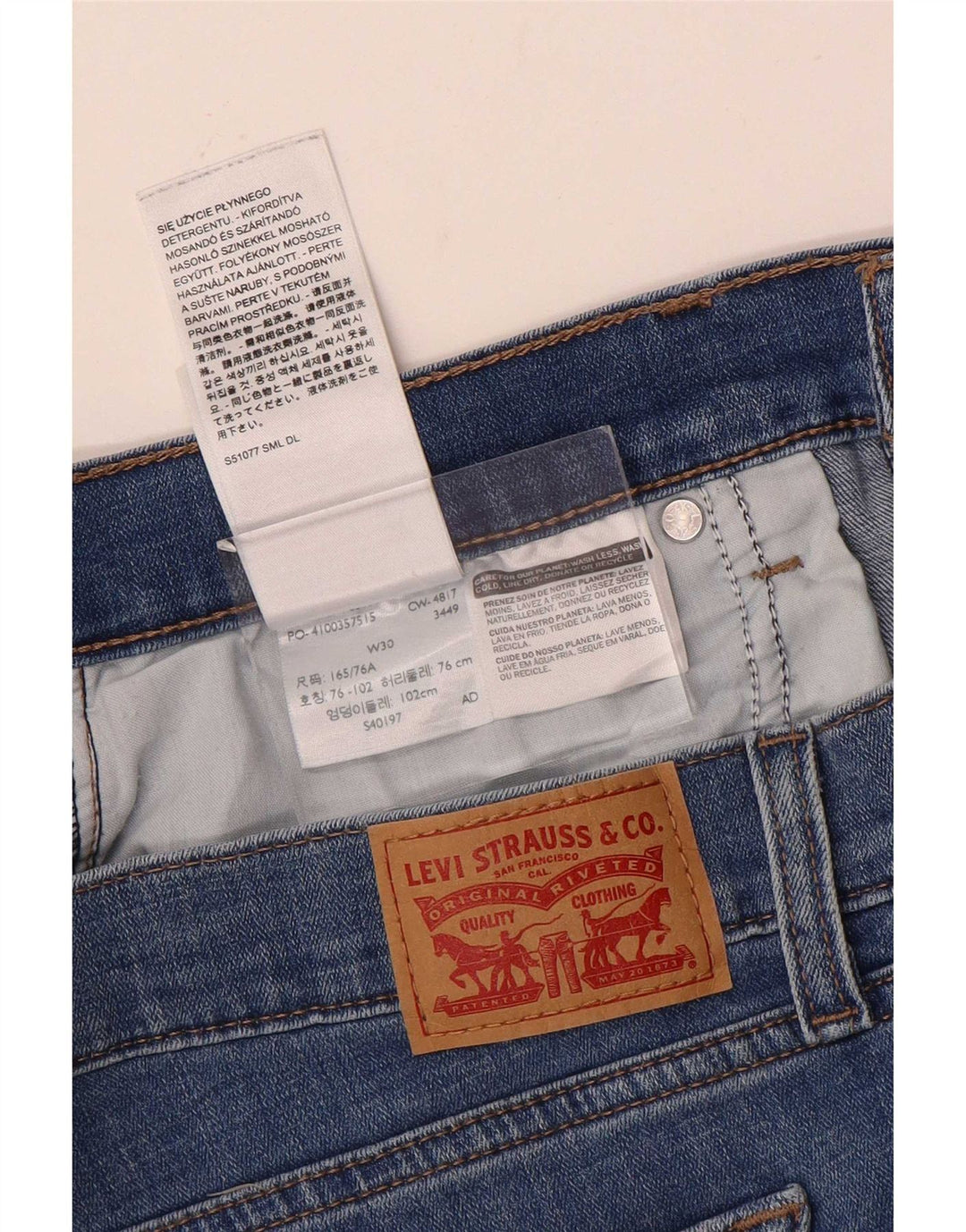 Γυναικείο τζιν σορτς Levi's W30 μεσαίο μπλε βαμβακερό