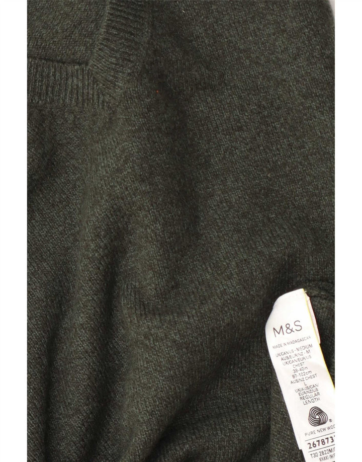 Marks & Spencer Ανδρικό πουλόβερ με λαιμόκοψη σε μεσαίο πράσινο μαλλί