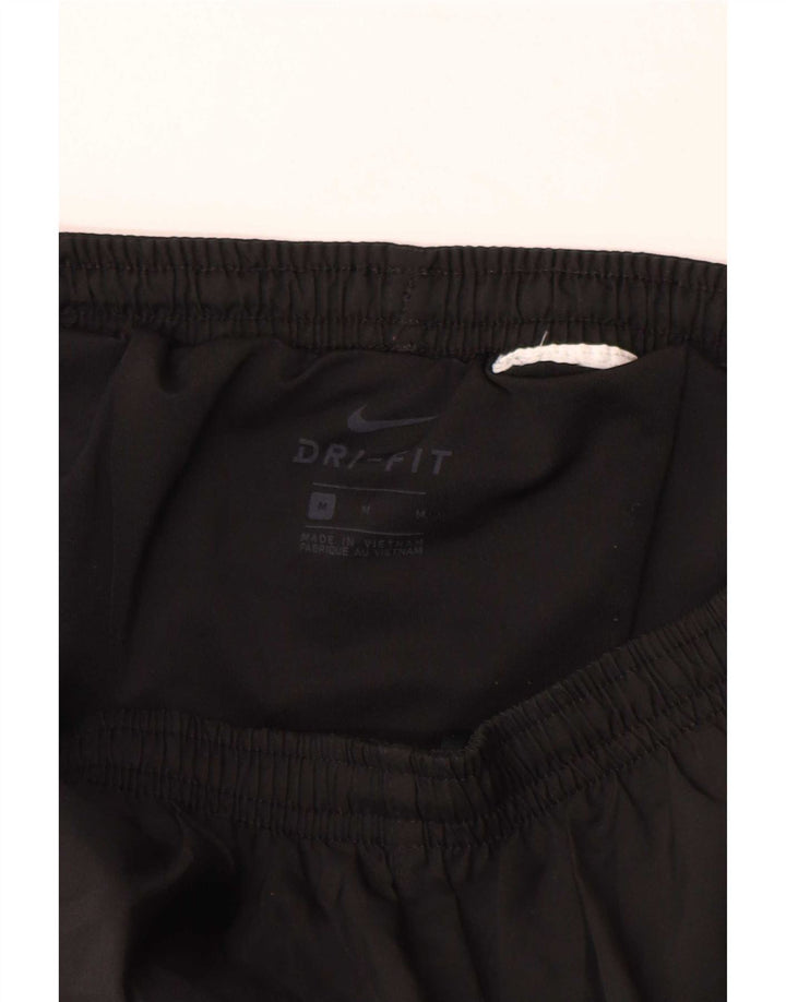 Ανδρικά σορτς Nike Dri Fit, μεσαίου μαύρου χρώματος