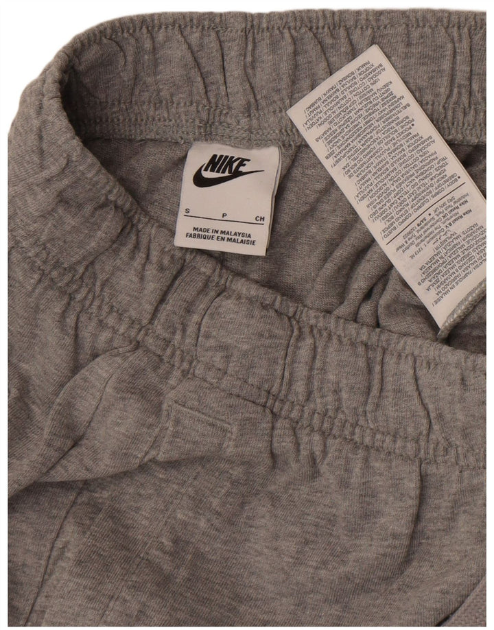 Ανδρικό αθλητικό σορτς Nike, μικρό γκρι βαμβακερό